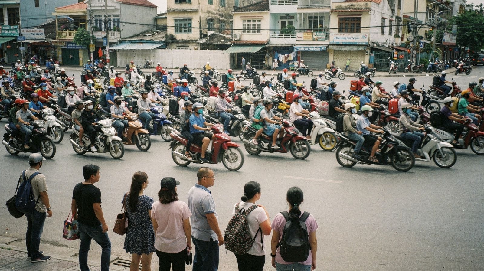 Common Scams in Ho Chi Minh City (And How I Avoid Them)