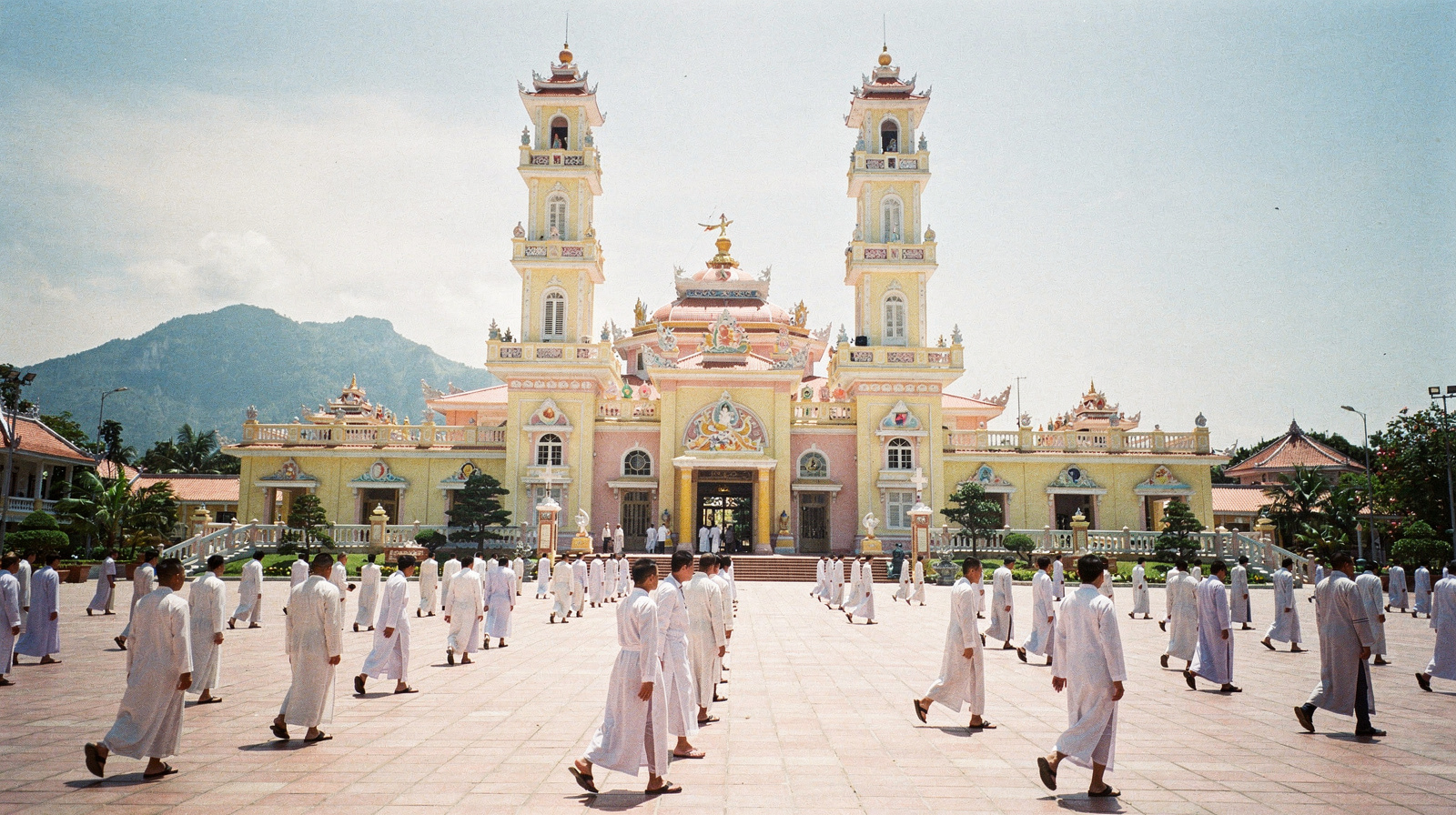 Tay Ninh: Gateway to the Cao Dai Holy See and Black Virgin Mountain