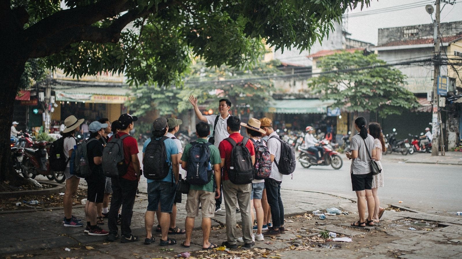 Group Tour or Private Tour in Southern Vietnam? How to Choose
