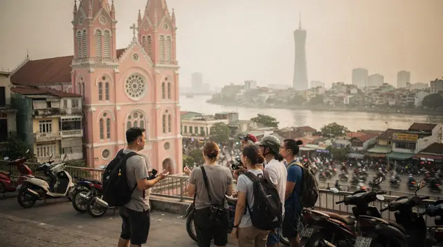 A Walking Tour of Central Ho Chi Minh City