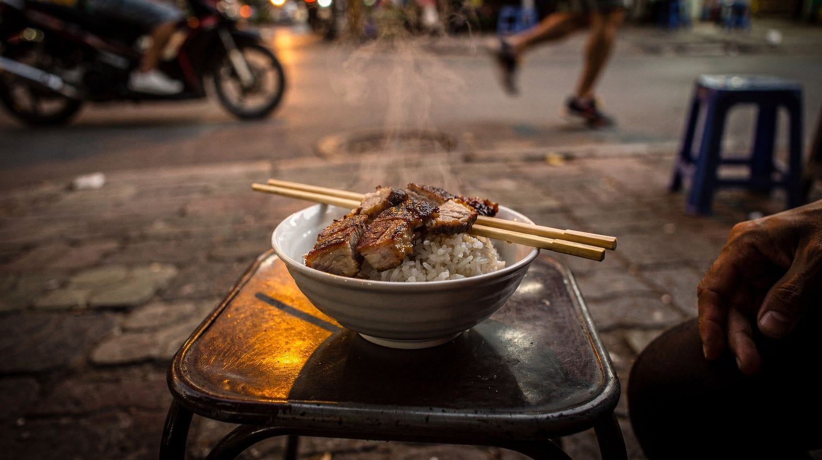 Evening Motorbike Street Food Tour in Ho Chi Minh City
